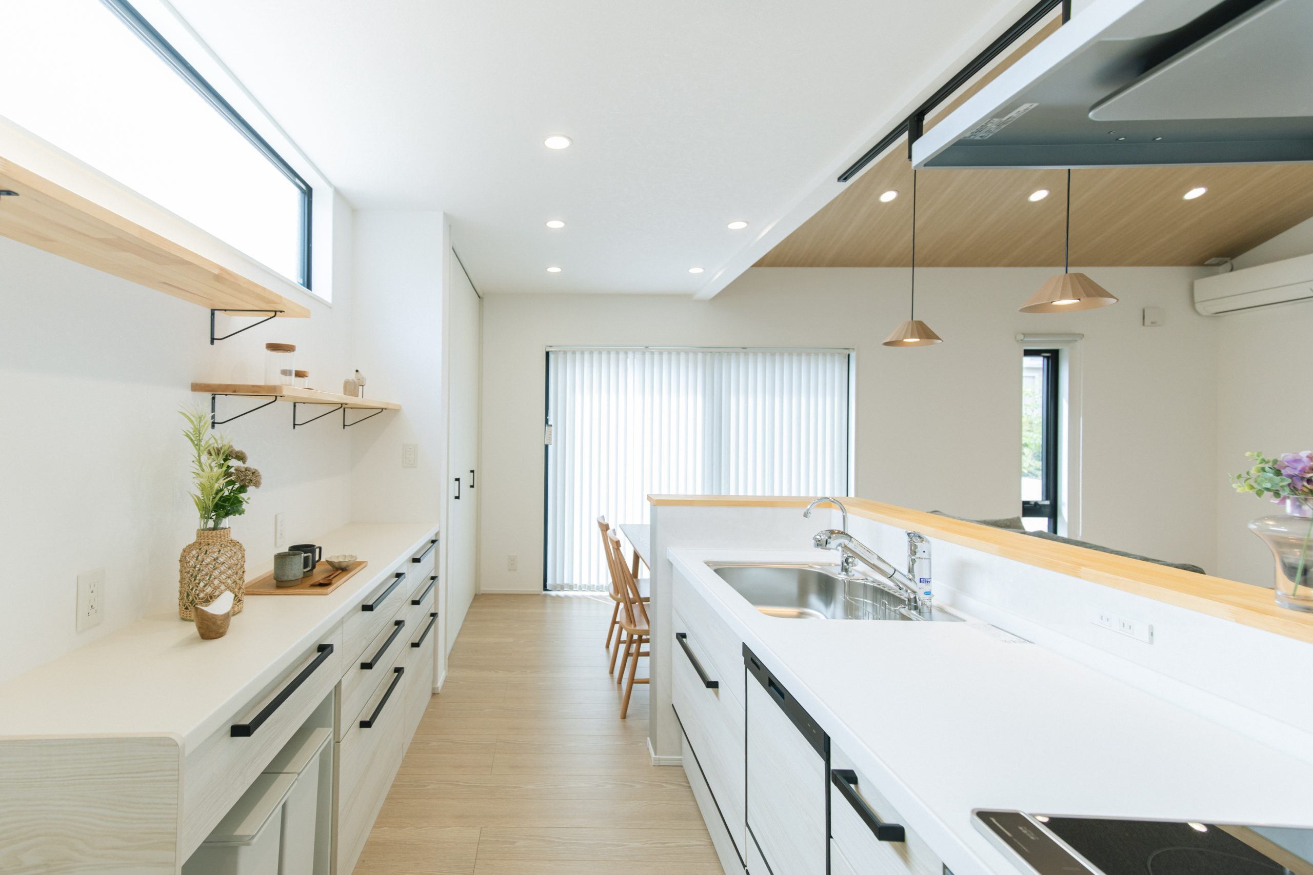 松山市桑原 「平屋派のための2階建て」3LDKモデルハウス