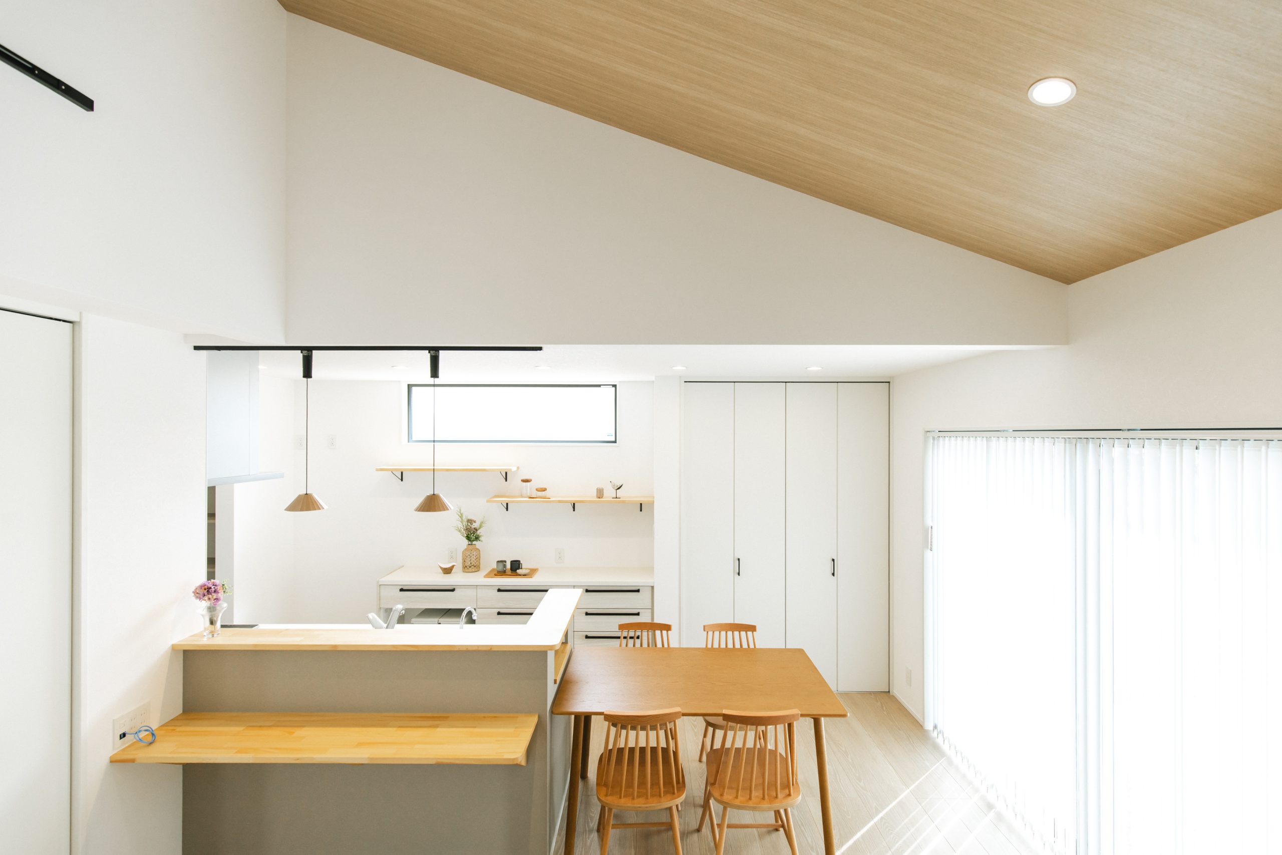 松山市桑原 「平屋派のための2階建て」3LDKモデルハウス
