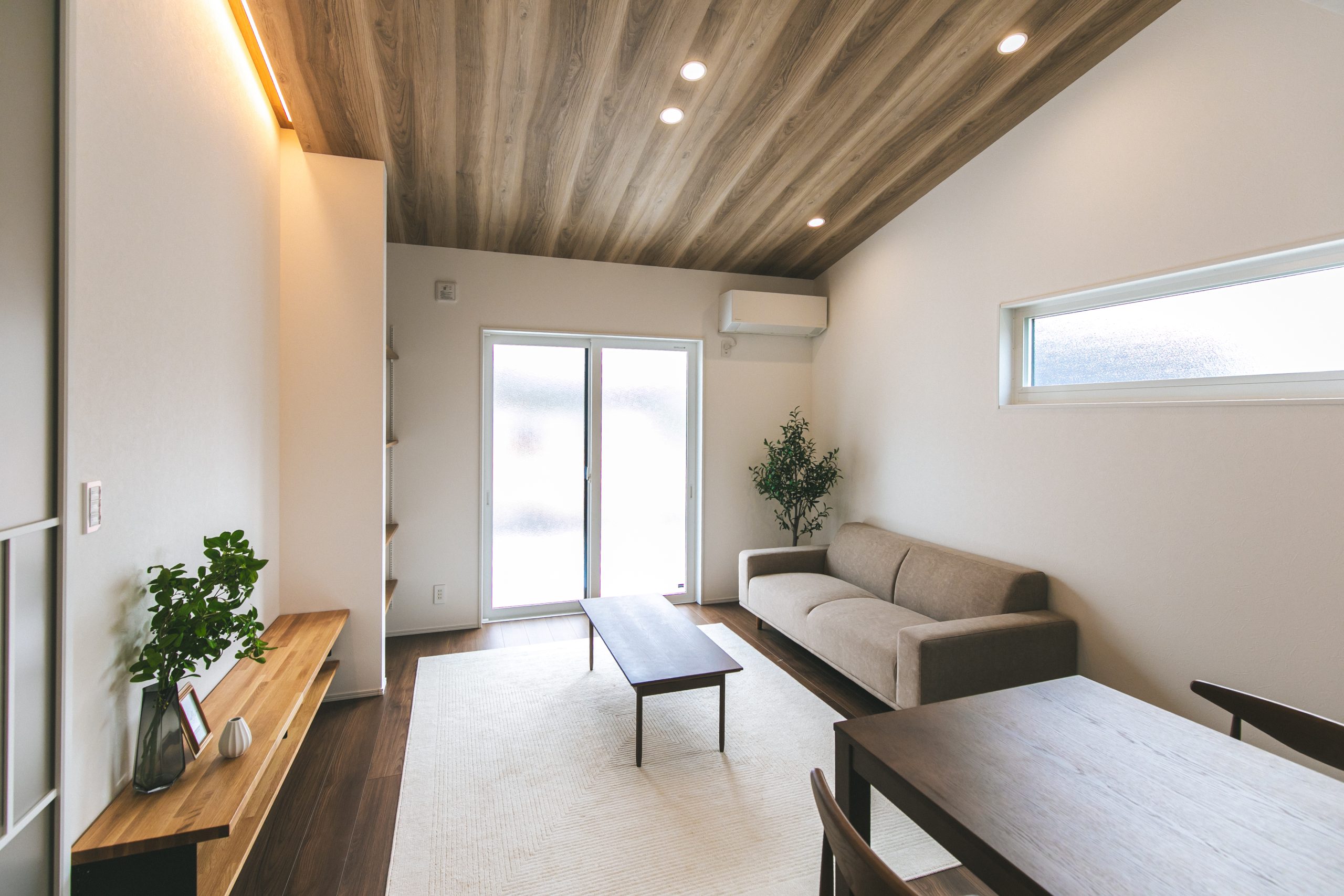 松山市森松町 平屋モデルハウス