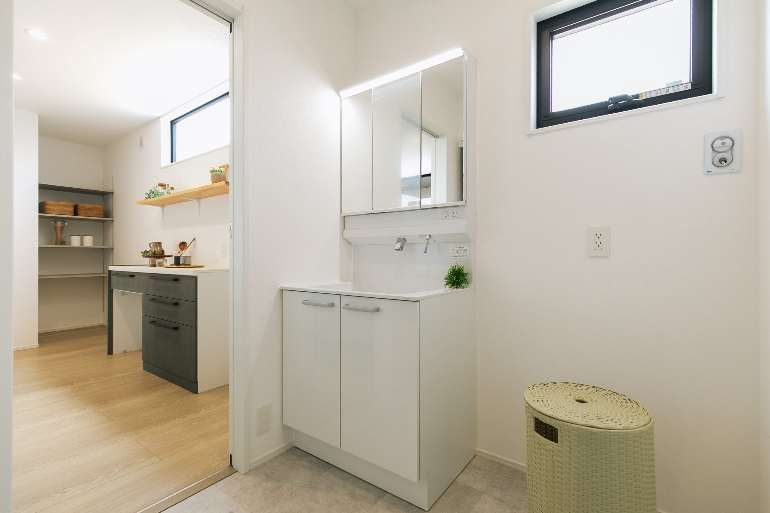 松山市西垣生町 3LDK平屋モデルハウス