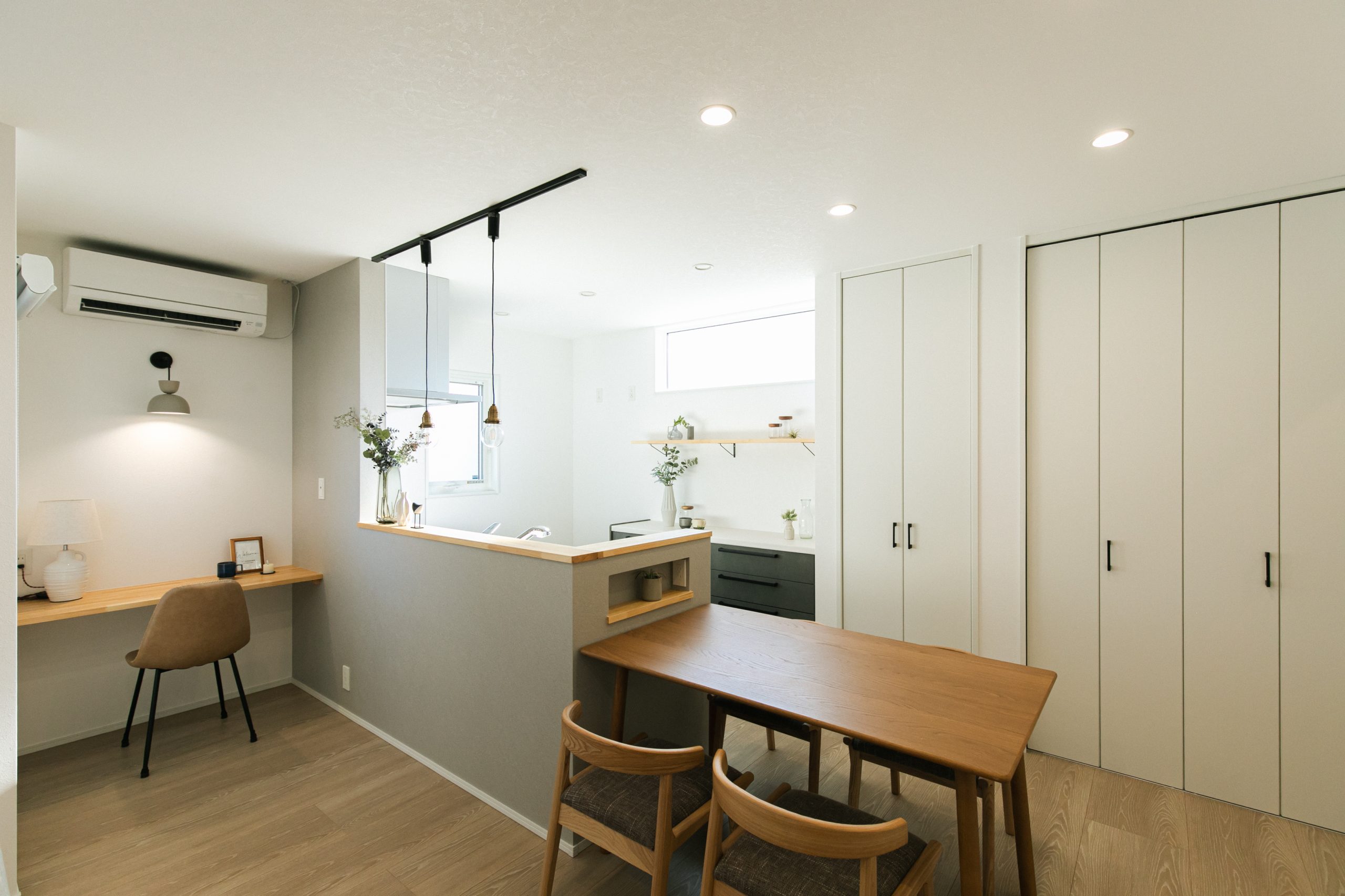 松山市小坂　「1.5階建て」3LDKモデルハウス